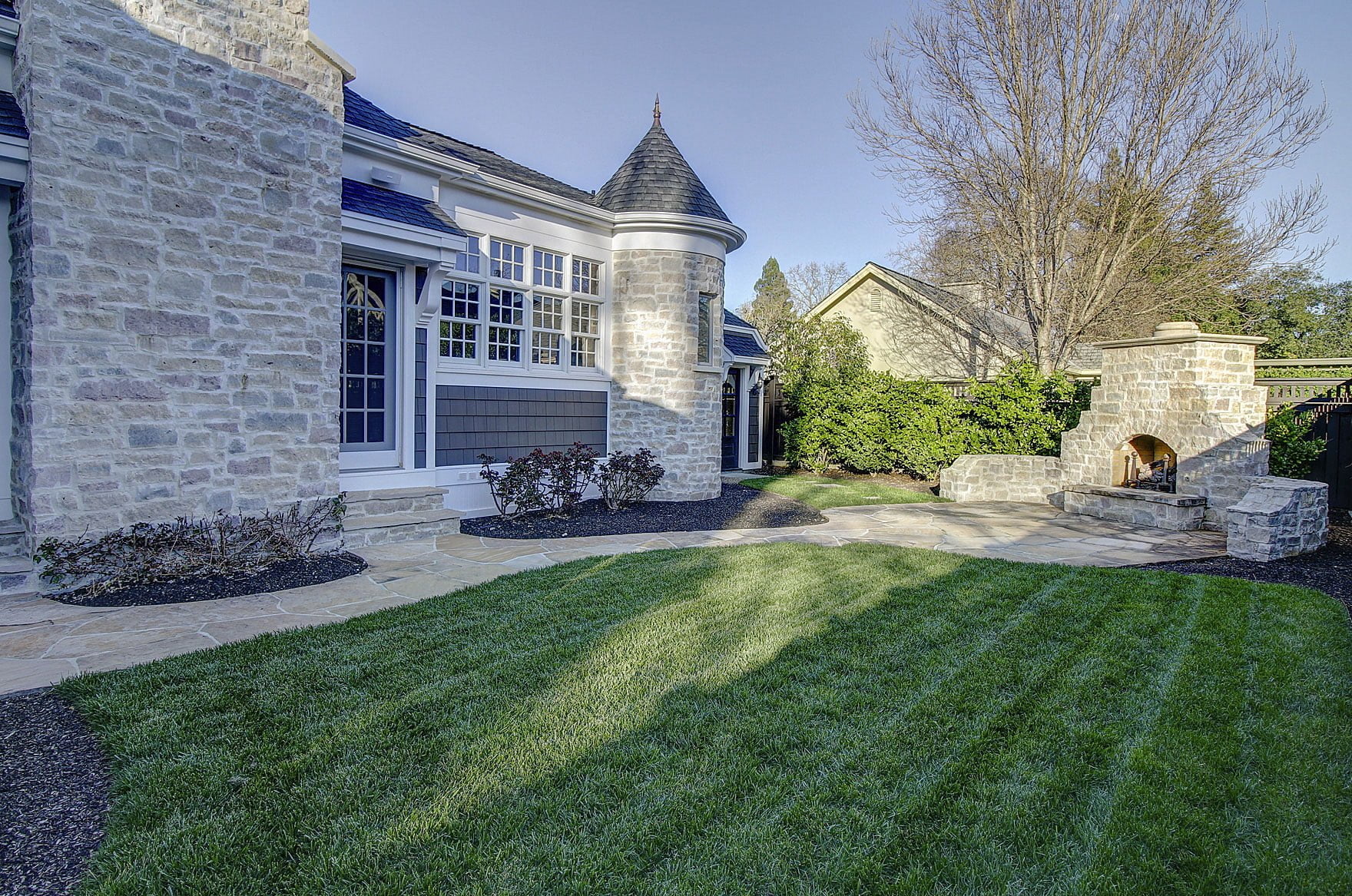 Sonoma Home Outdoor Fireplace